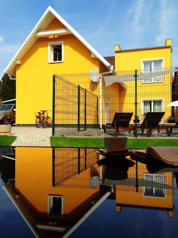 Villa Sipeky เซเนซ ภายนอก รูปภาพ